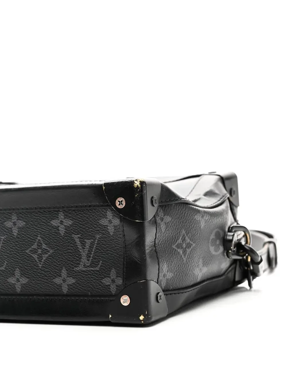Louis Vuitton step into